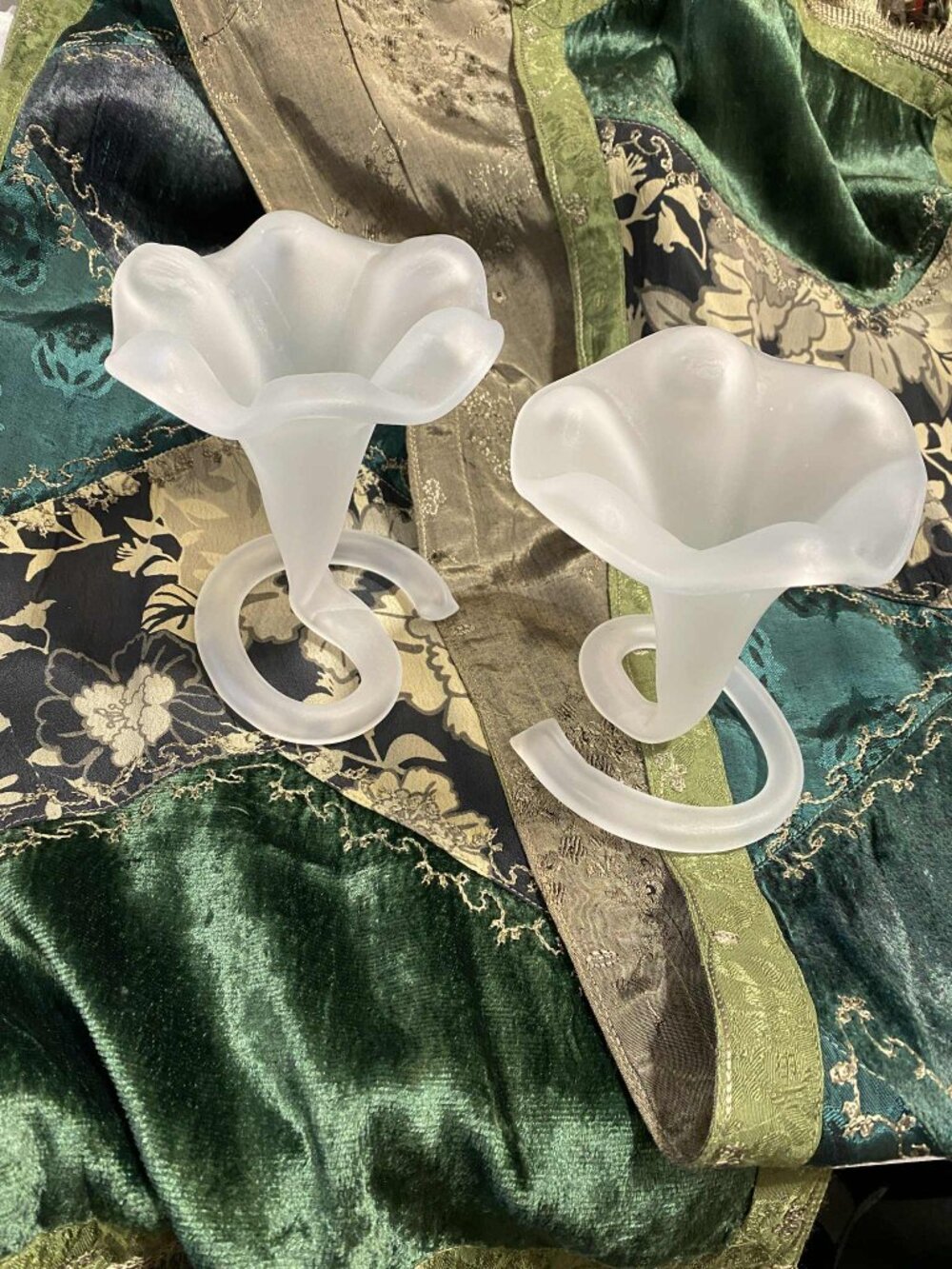 Rare Pair! Vintage 1970s Stiver Italy Frosted Glass Lily Vases - Set of 2